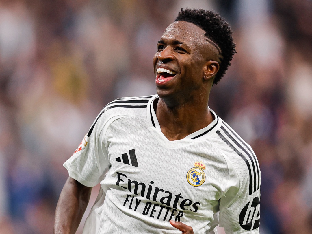 ريال مدريد يحسم موقفه من فينيسيوس.. مليار يورو شرط الرحيل