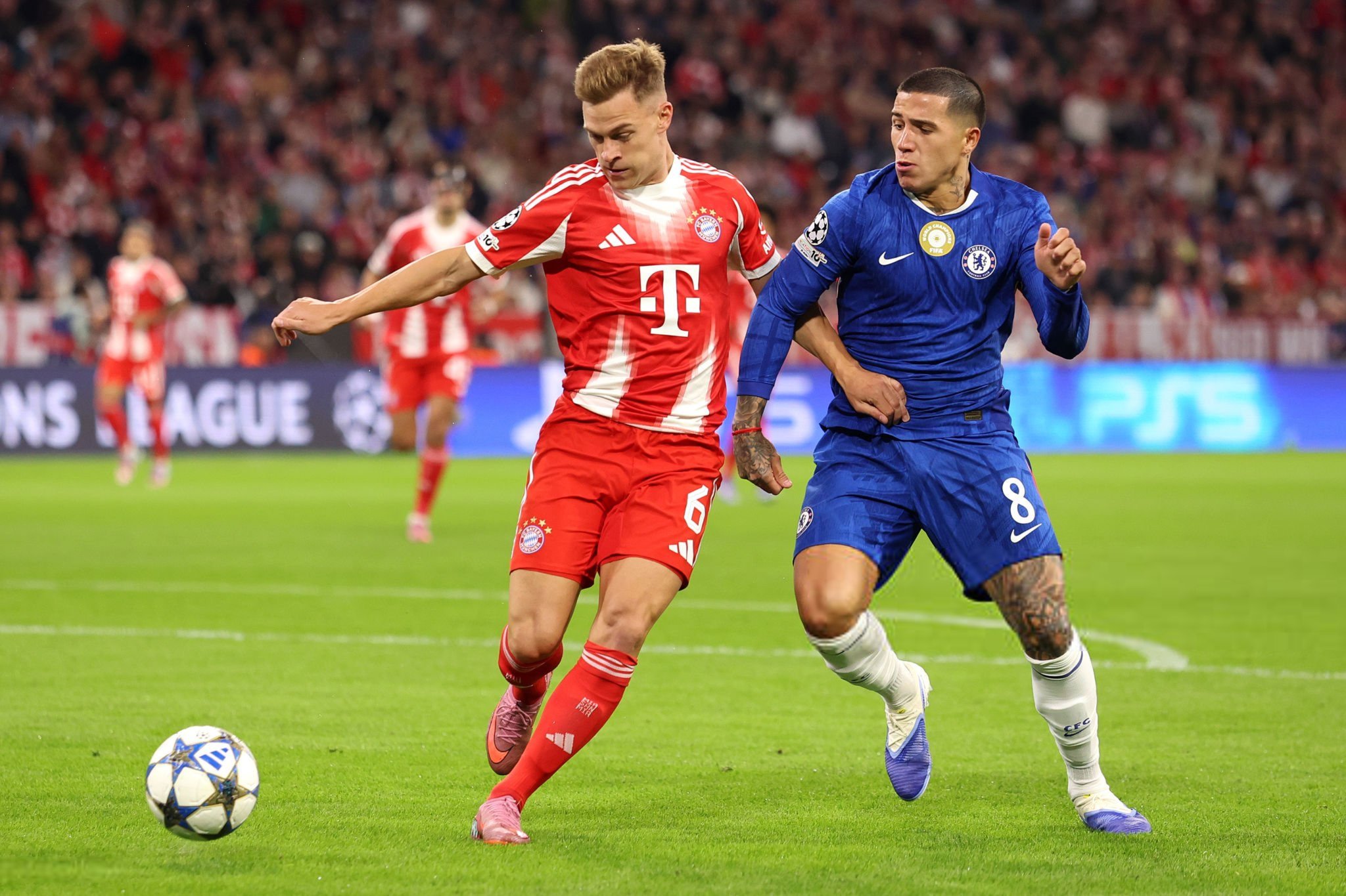 بايرن ميونخ يتفوق على تشيلسي بثلاثية في دوري أبطال أوروبا